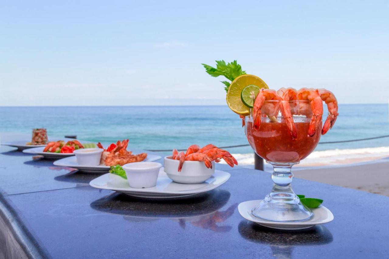 Park Royal Beach Mazatlan Hotel Exterior photo