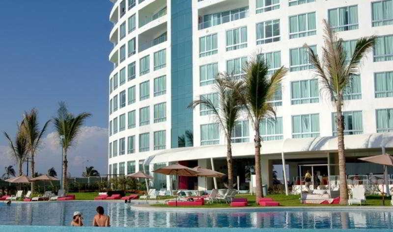 Park Royal Beach Mazatlan Hotel Exterior photo